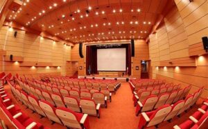 آغاز اکران جشنواره فیلم فجر در سینما سپهر ساری