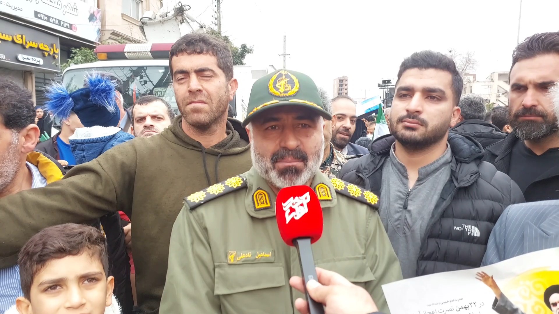 نکا، مشت محکمی به دهان دشمن زد